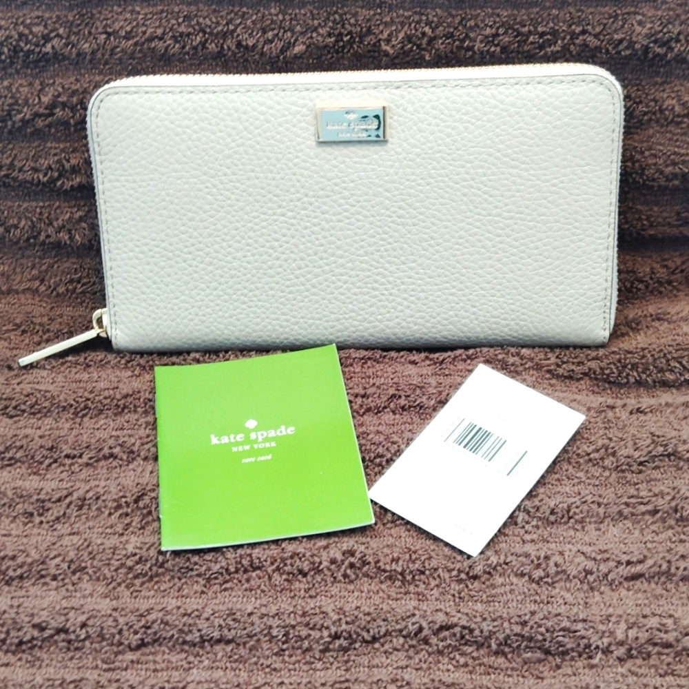 Kate Spade White Leather Wallet